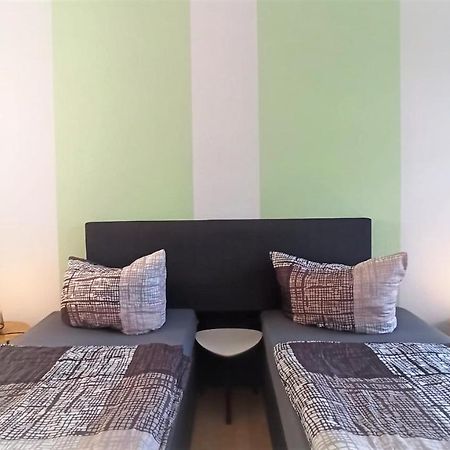 Apartment Fuer Bis Zu 7 Personen Mit Balkon Halberstadt Extérieur photo