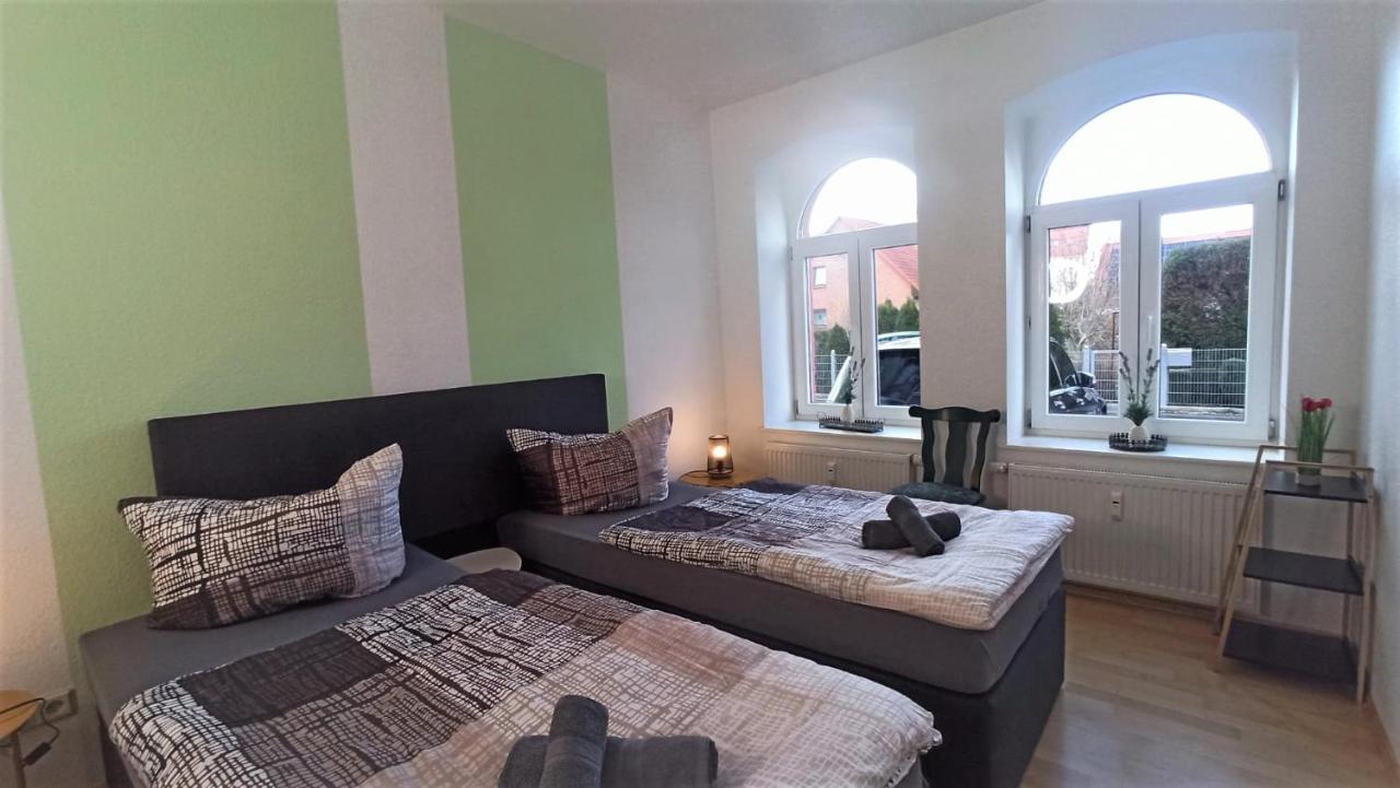 Apartment Fuer Bis Zu 7 Personen Mit Balkon Halberstadt Extérieur photo