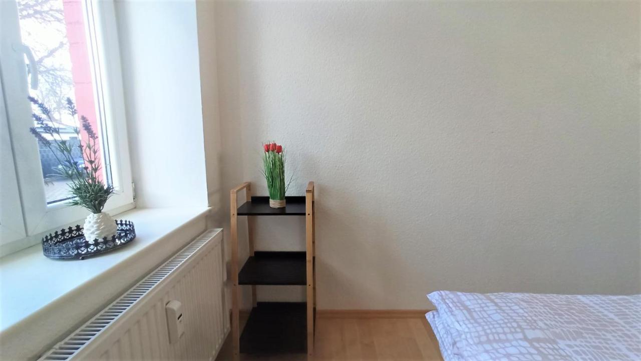 Apartment Fuer Bis Zu 7 Personen Mit Balkon Halberstadt Extérieur photo