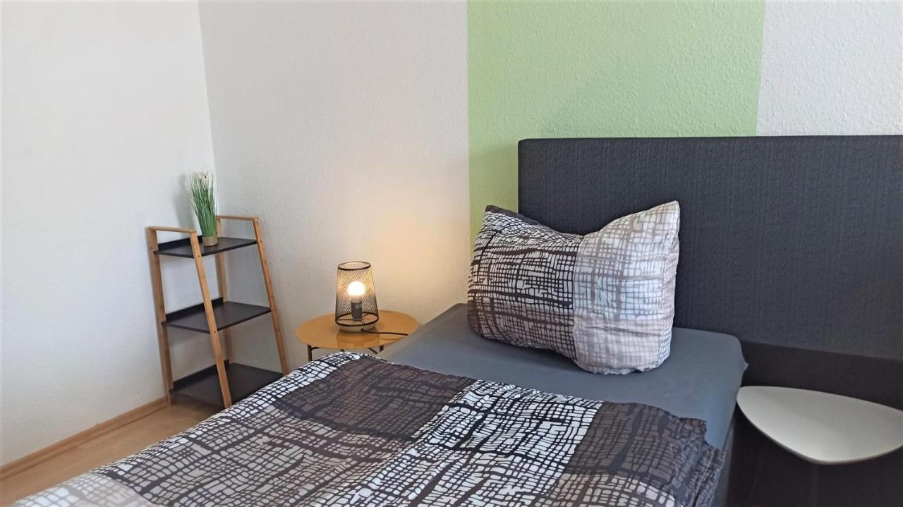 Apartment Fuer Bis Zu 7 Personen Mit Balkon Halberstadt Extérieur photo