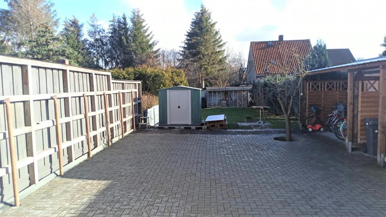 Apartment Fuer Bis Zu 7 Personen Mit Balkon Halberstadt Extérieur photo