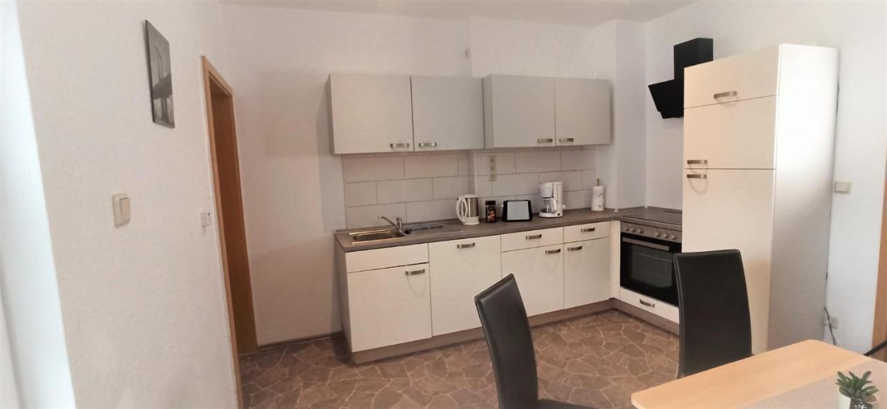 Apartment Fuer Bis Zu 7 Personen Mit Balkon Halberstadt Extérieur photo